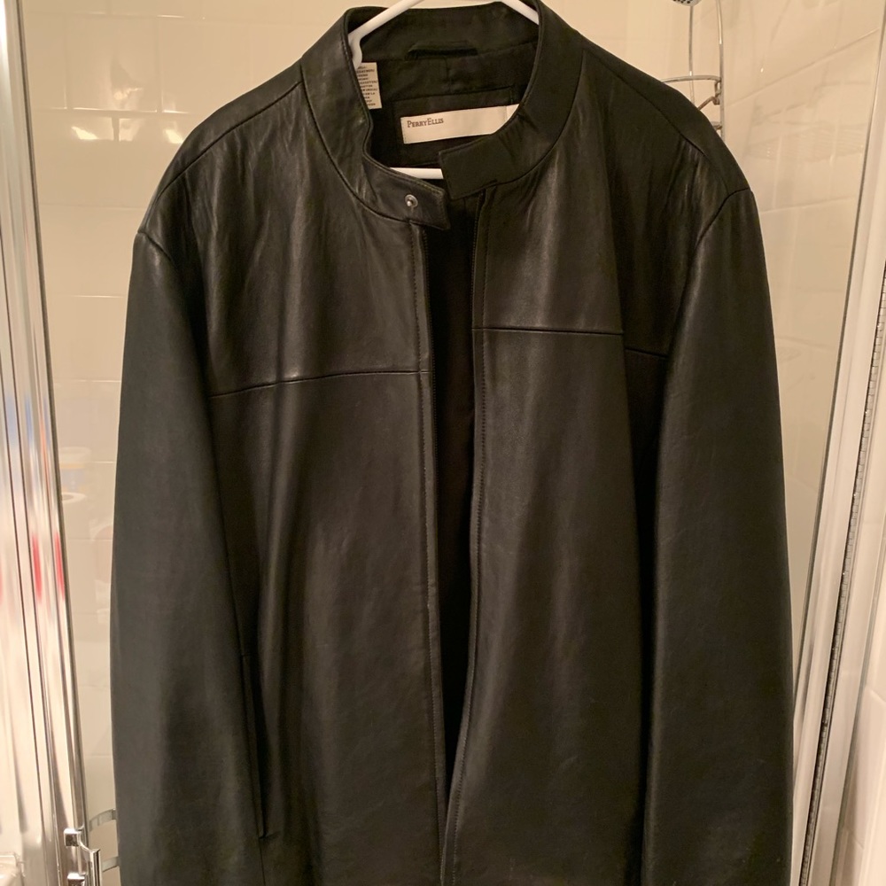 Perry Ellis Genuine Leather jacket Mens
